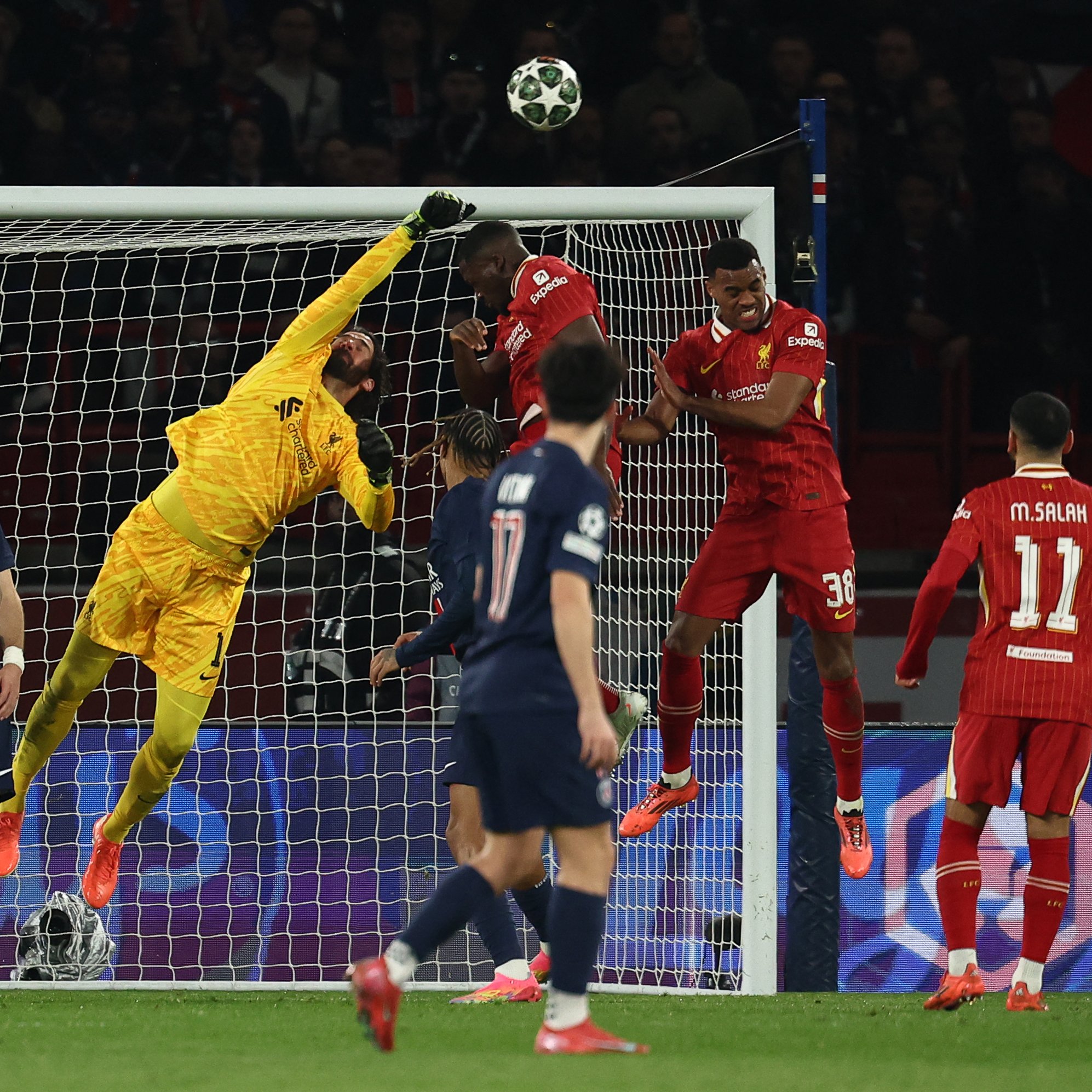 Alisson Becker Jadi Pahlawan, Liverpool Menang 1-0 atas PSG di Liga Champions